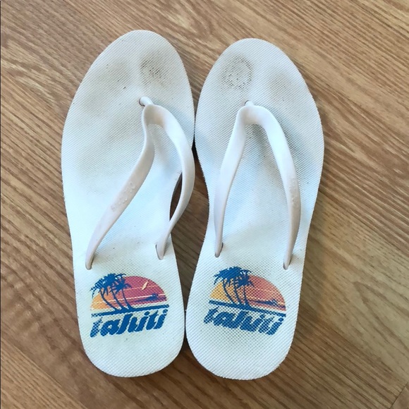 poshmark flip flops